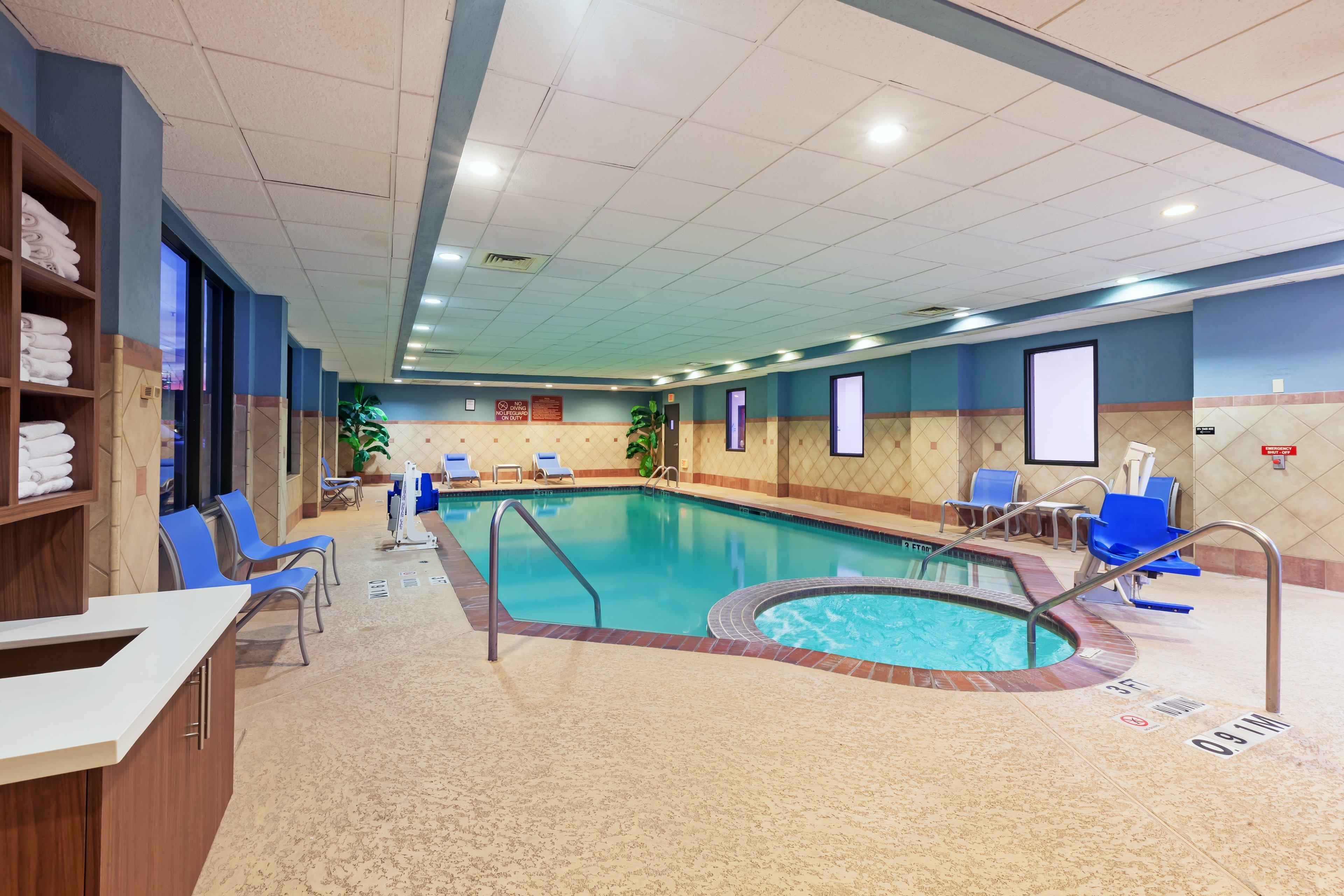 Holiday Inn Express & Suites Houston - Memorial Park Area By Ihg Eksteriør billede