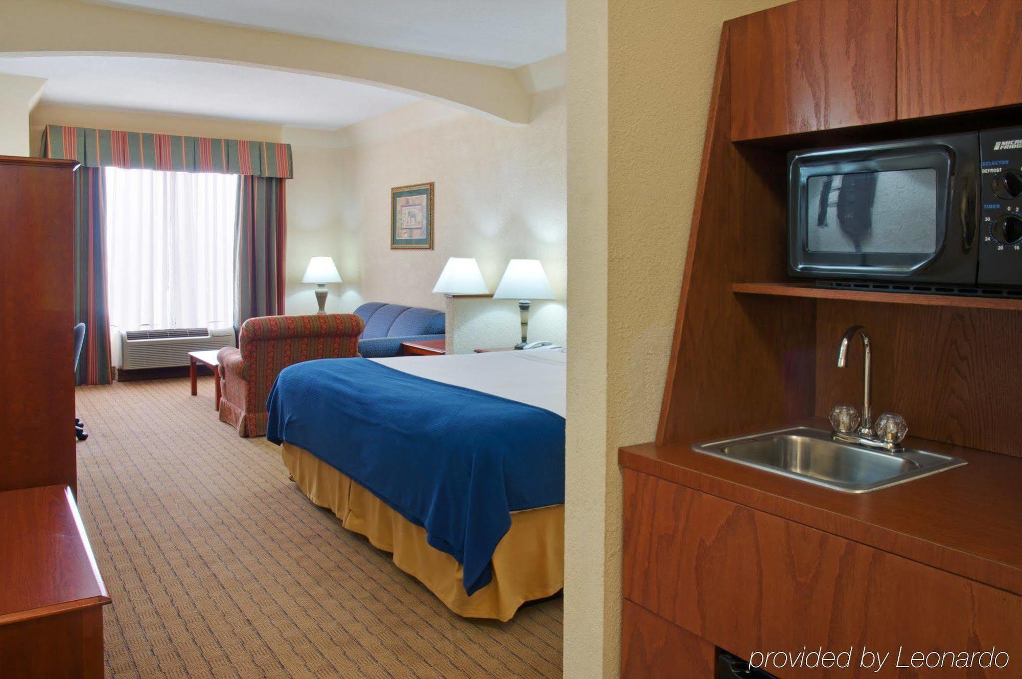 Holiday Inn Express & Suites Houston - Memorial Park Area By Ihg Værelse billede
