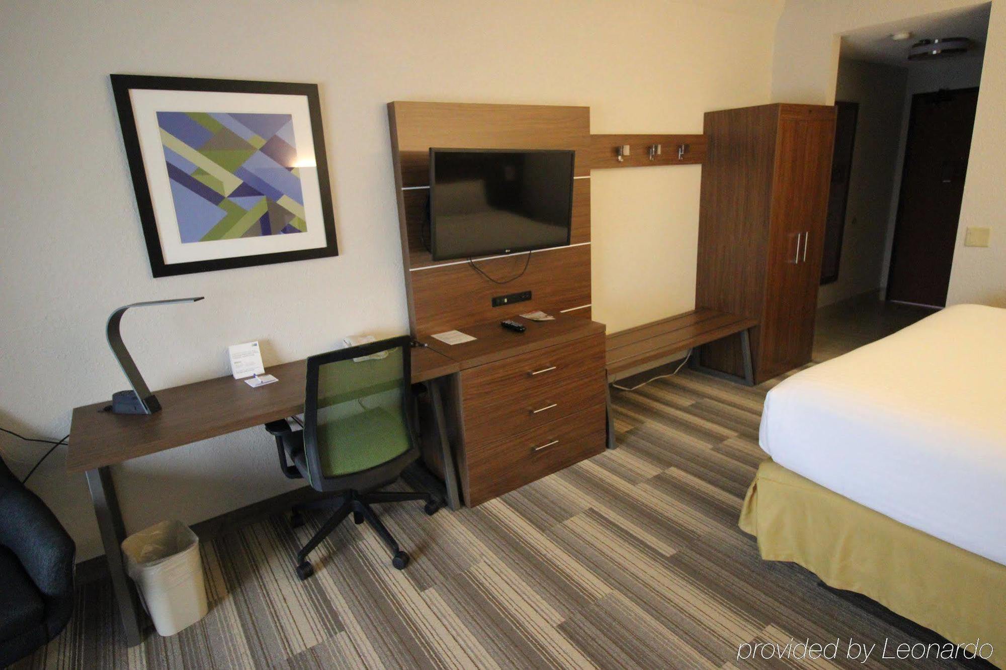 Holiday Inn Express & Suites Houston - Memorial Park Area By Ihg Eksteriør billede